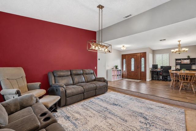 6025 Roloff Way, Orangevale, CA 95662