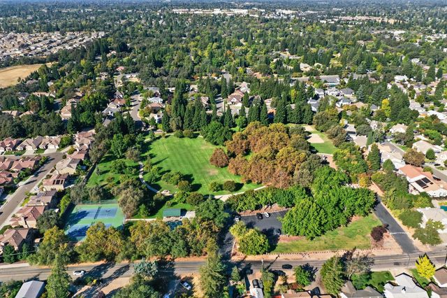 6025 Roloff Way, Orangevale, CA 95662