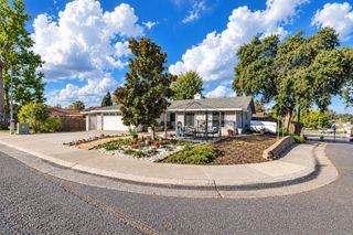 6025 Roloff Way, Orangevale, CA 95662