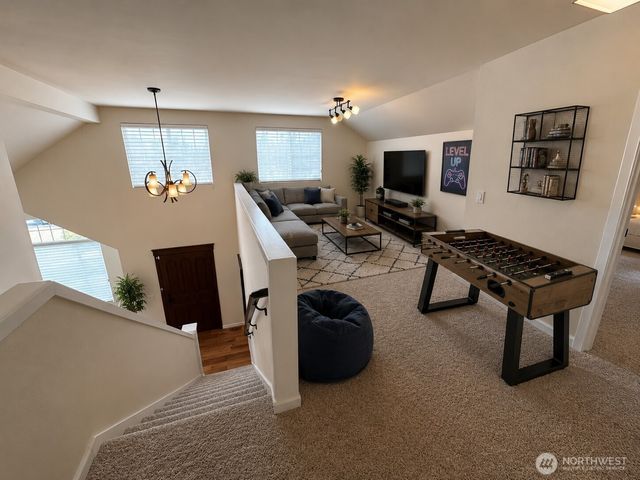 23411 SE 242nd St, Maple Valley, WA 98038