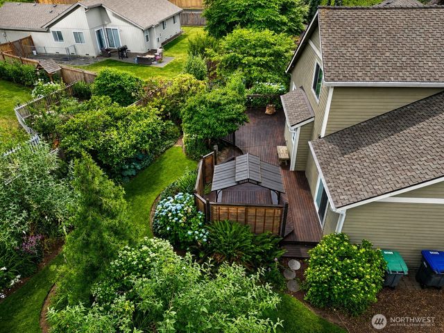 23411 SE 242nd St, Maple Valley, WA 98038