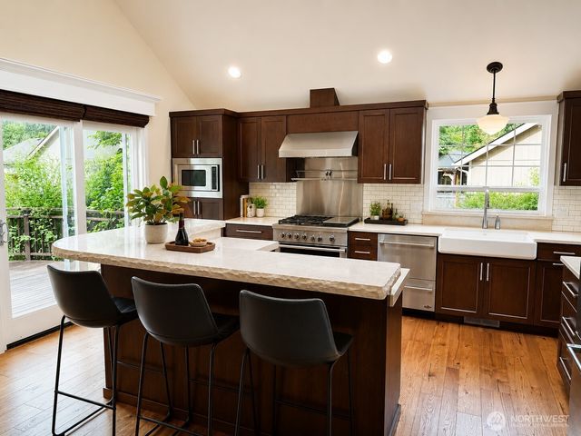 23411 SE 242nd St, Maple Valley, WA 98038