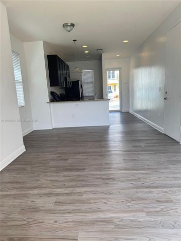 7665 NW 88 Terrace 0, Tamarac, FL 33321