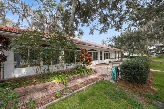 5609 ROSEWALL CIRCLE, Leesburg, FL 34748