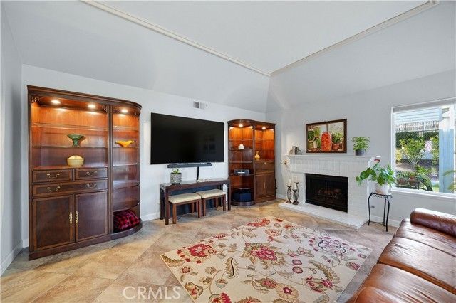 1393 Sunrise Circle, Upland, CA 91784