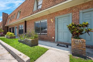 1300 Arlington Lane NE, 111, Palm Bay, FL 32905