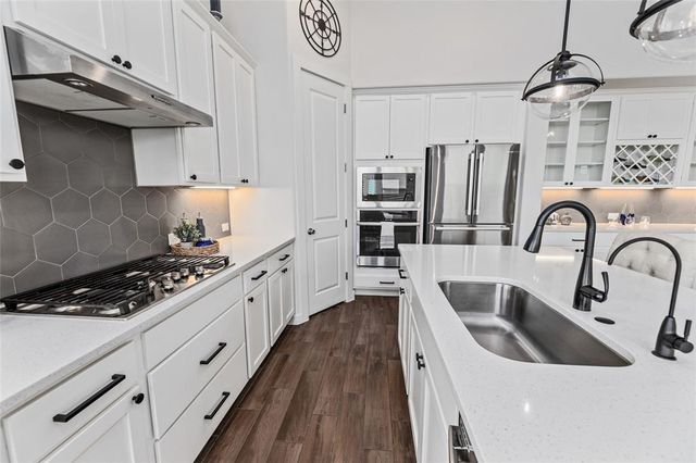 116 Docking Iron DR, Hutto, TX 78634