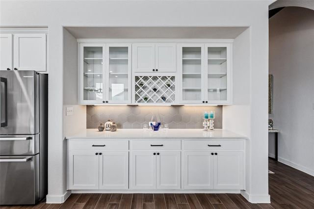 116 Docking Iron DR, Hutto, TX 78634