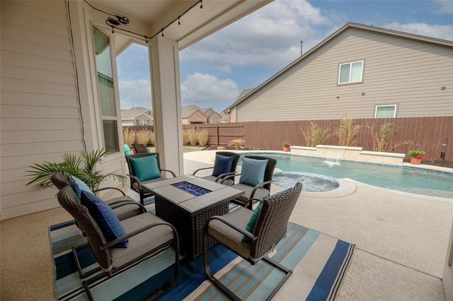 116 Docking Iron DR, Hutto, TX 78634