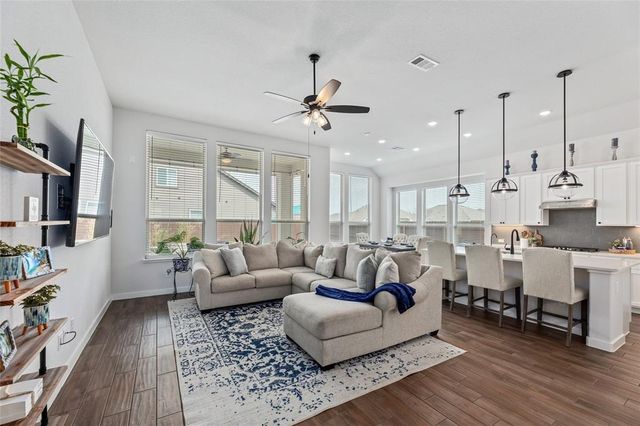 116 Docking Iron DR, Hutto, TX 78634