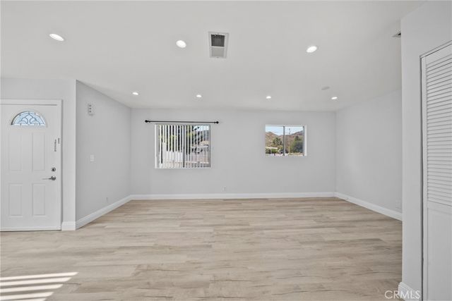 7707 Apperson Street, Tujunga, CA 91042