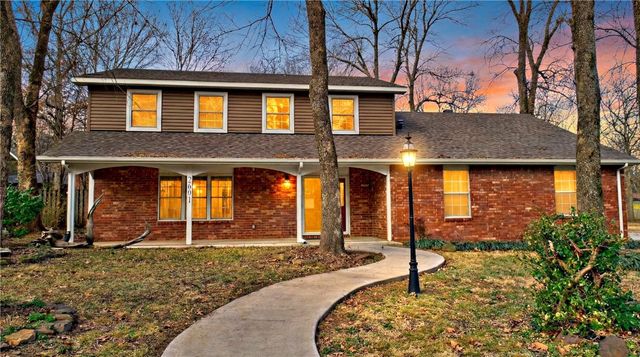 2691 N Stanton Avenue, Fayetteville, AR 72703