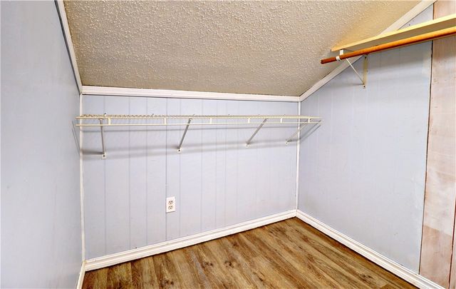 2691 N Stanton Avenue, Fayetteville, AR 72703