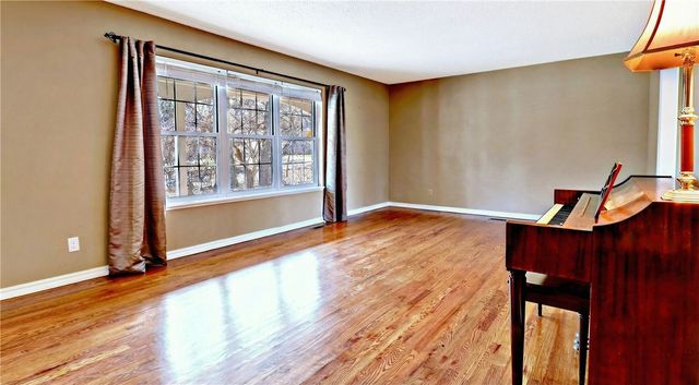 2691 N Stanton Avenue, Fayetteville, AR 72703