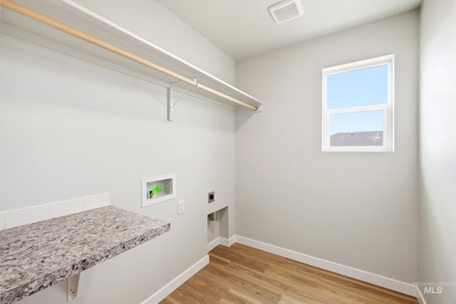1751 Gyrfalcon St, Middleton, ID 83644