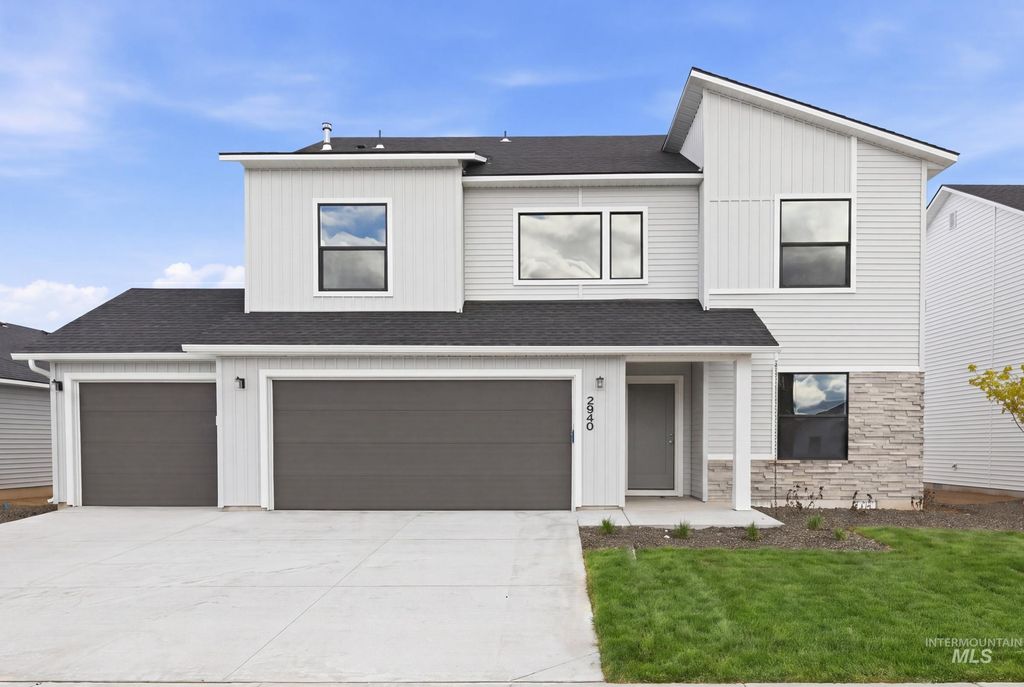1751 Gyrfalcon St, Middleton, ID 83644