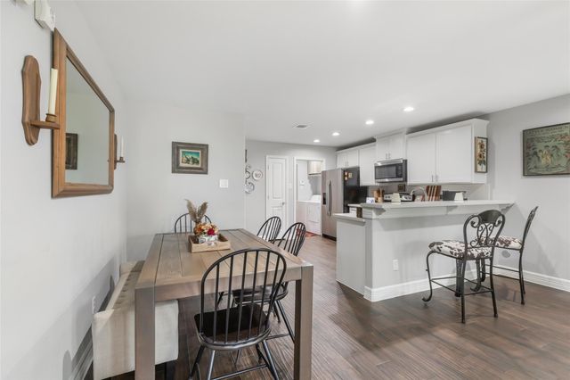 4805 Indian Trail, Baytown, TX 77521