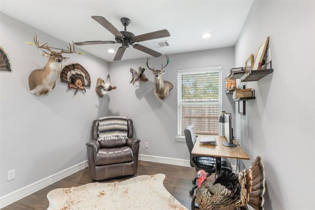 4805 Indian Trail, Baytown, TX 77521