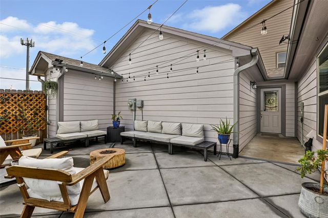 4805 Indian Trail, Baytown, TX 77521