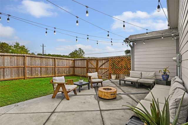 4805 Indian Trail, Baytown, TX 77521