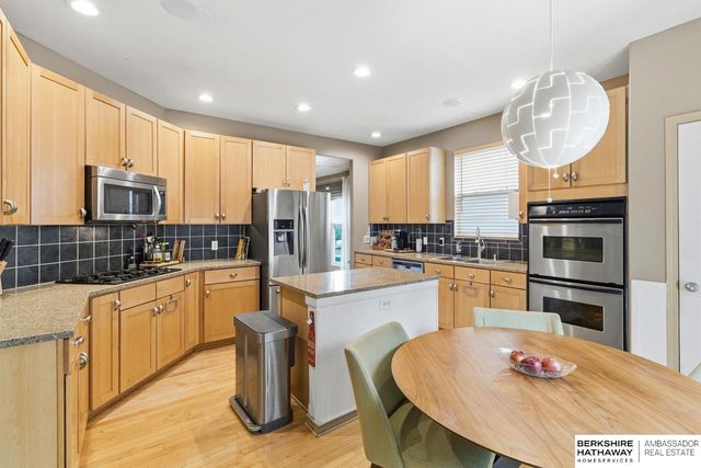 2908 N 169th Street, Omaha, NE 68116