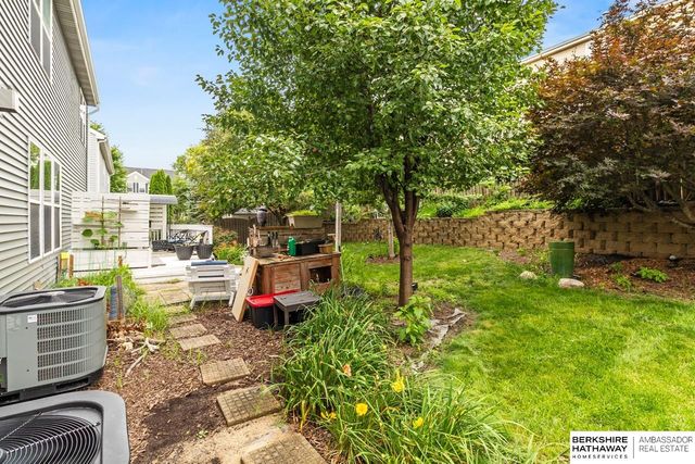 2908 N 169th Street, Omaha, NE 68116