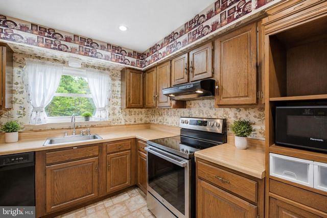 12647 COUNCIL OAK DR, Waldorf, MD 20601