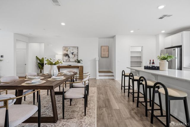 997 Ocean View Avenue, Daly City, CA 94014