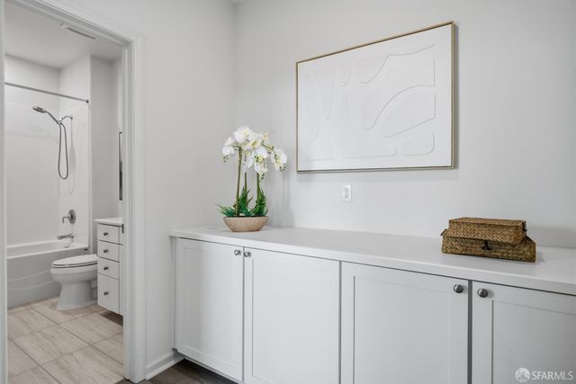 997 Ocean View Avenue, Daly City, CA 94014