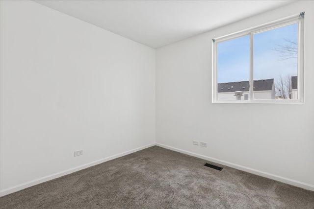 780 Symphony Drive 780, Aurora, IL 60504