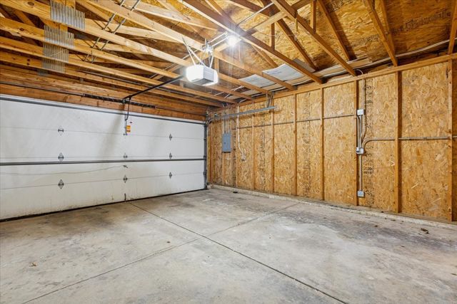 780 Symphony Drive 780, Aurora, IL 60504