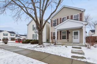 780 Symphony Drive 780, Aurora, IL 60504