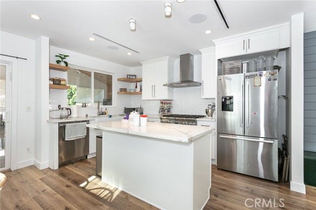 5629 Natick, Sherman Oaks, CA 91411