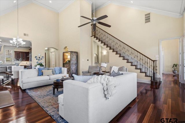 2861 J Cupit Court, Tyler, TX 75709