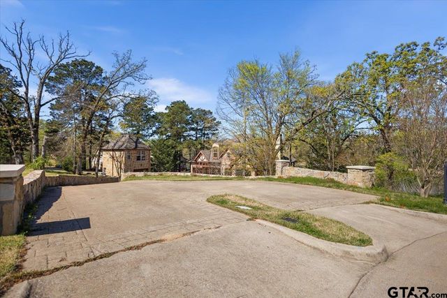 2861 J Cupit Court, Tyler, TX 75709