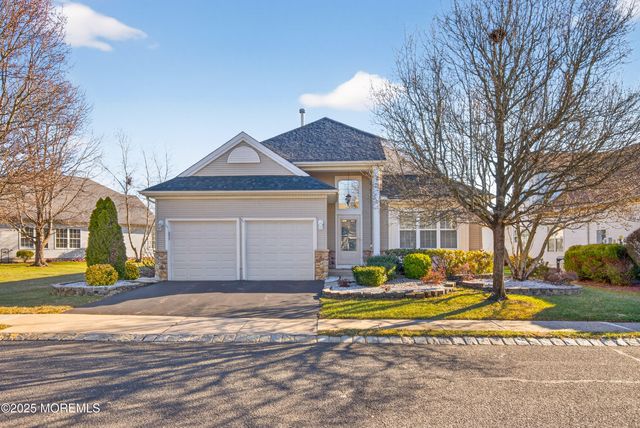 11 Drayton Road, Manchester, NJ 08759