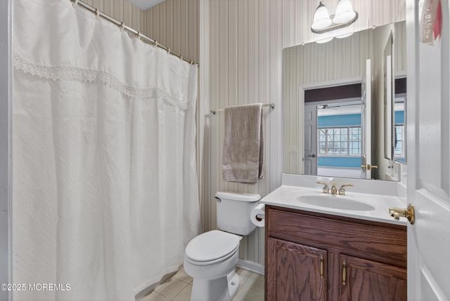 11 Drayton Road, Manchester, NJ 08759