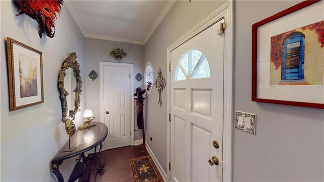 6012 Sussex Drive, Mobile, AL 36608