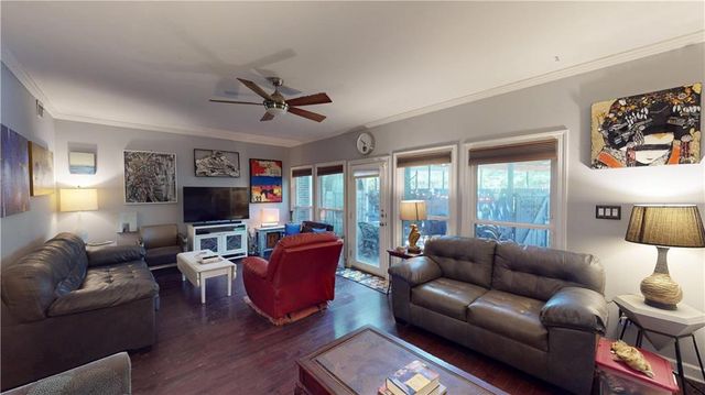 6012 Sussex Drive, Mobile, AL 36608