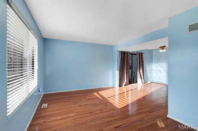 613 Summer Winds Lane B, St Peters, MO 63376