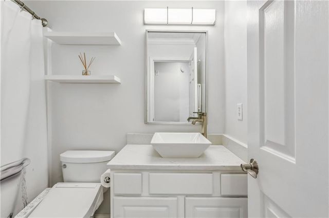 3135 Goldmist Drive, Buford, GA 30519