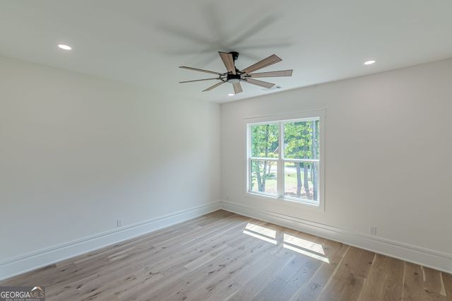 85 Brookview Place, Oxford, GA 30054
