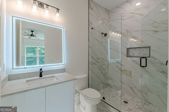 85 Brookview Place, Oxford, GA 30054