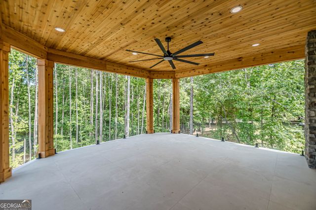 85 Brookview Place, Oxford, GA 30054