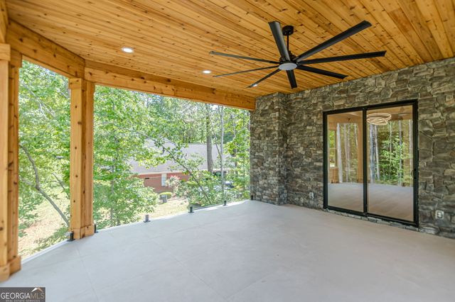 85 Brookview Place, Oxford, GA 30054