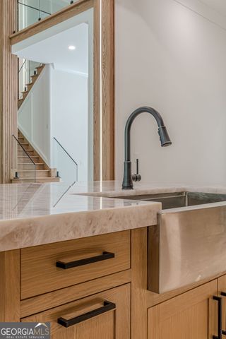 85 Brookview Place, Oxford, GA 30054