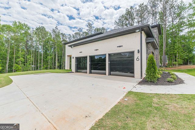 85 Brookview Place, Oxford, GA 30054