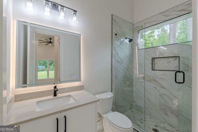 85 Brookview Place, Oxford, GA 30054