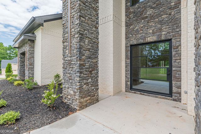 85 Brookview Place, Oxford, GA 30054