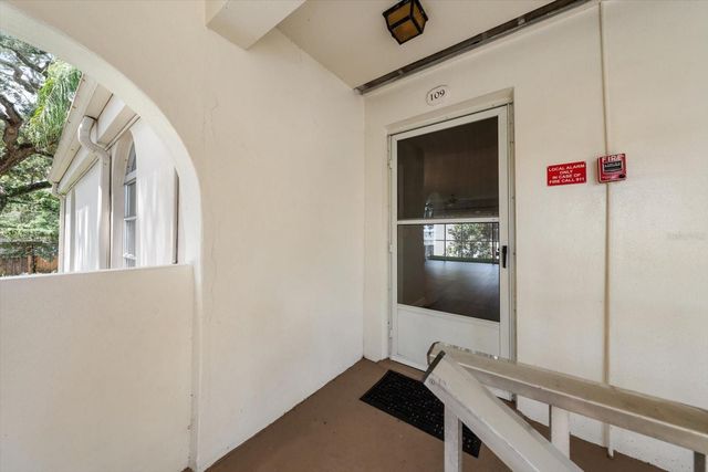 1975 W BAY DRIVE 109, Largo, FL 33770